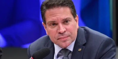 Alexandre Ramagem, deputado federal e ex-diretor da Abin- Imagem: Zeca Ribeiro - 27.mai.2025/Câmara dos Deputados