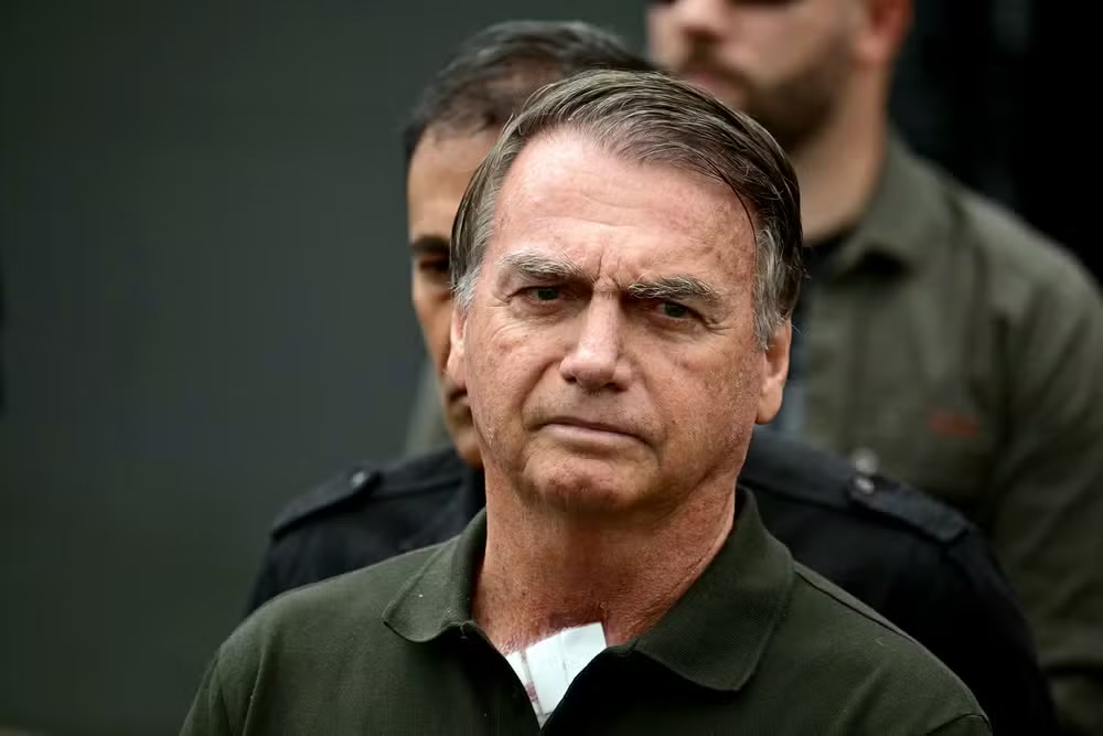 O ex-presidente Jair Bolsonaro foi preso neste sábado (22) de forma preventiva, a pedido da PF — Foto: Pablo Porciuncula/AFP